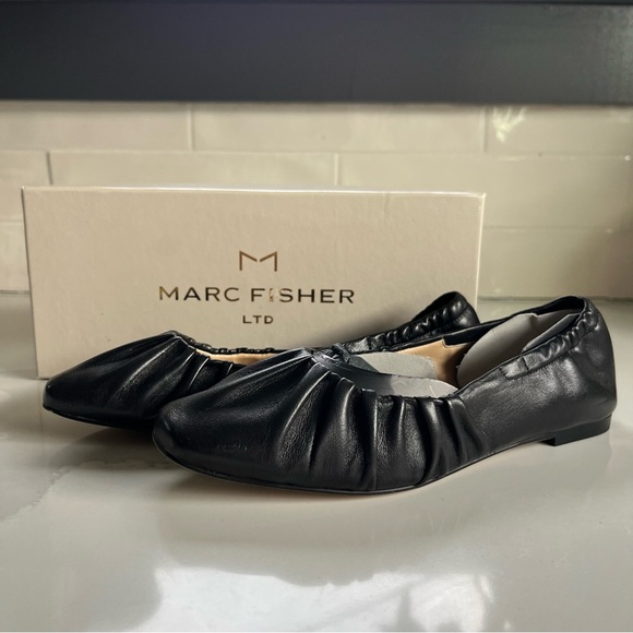 Marc Fisher LTD Ophia Black Leather Ruched Slip On Ballet Flats Women’s Sz 5 BNB - Picture 3 of 15